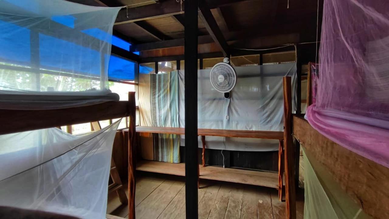 Hospedaje Y Tours Reina Arriera Amazonas Colombia Macedonia Exteriör bild