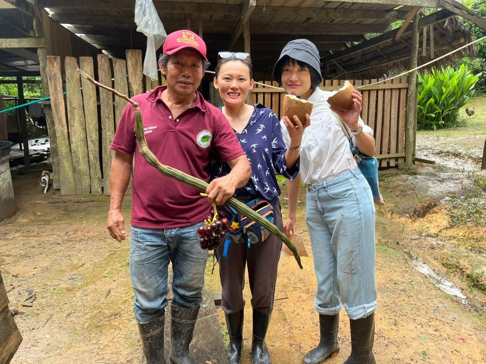 Hospedaje Y Tours Reina Arriera Amazonas Colombia Macedonia Exteriör bild