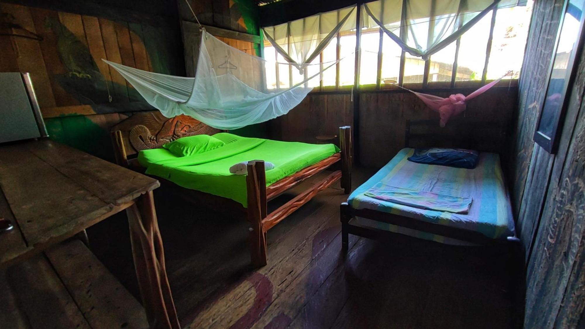 Hospedaje Y Tours Reina Arriera Amazonas Colombia Macedonia Exteriör bild