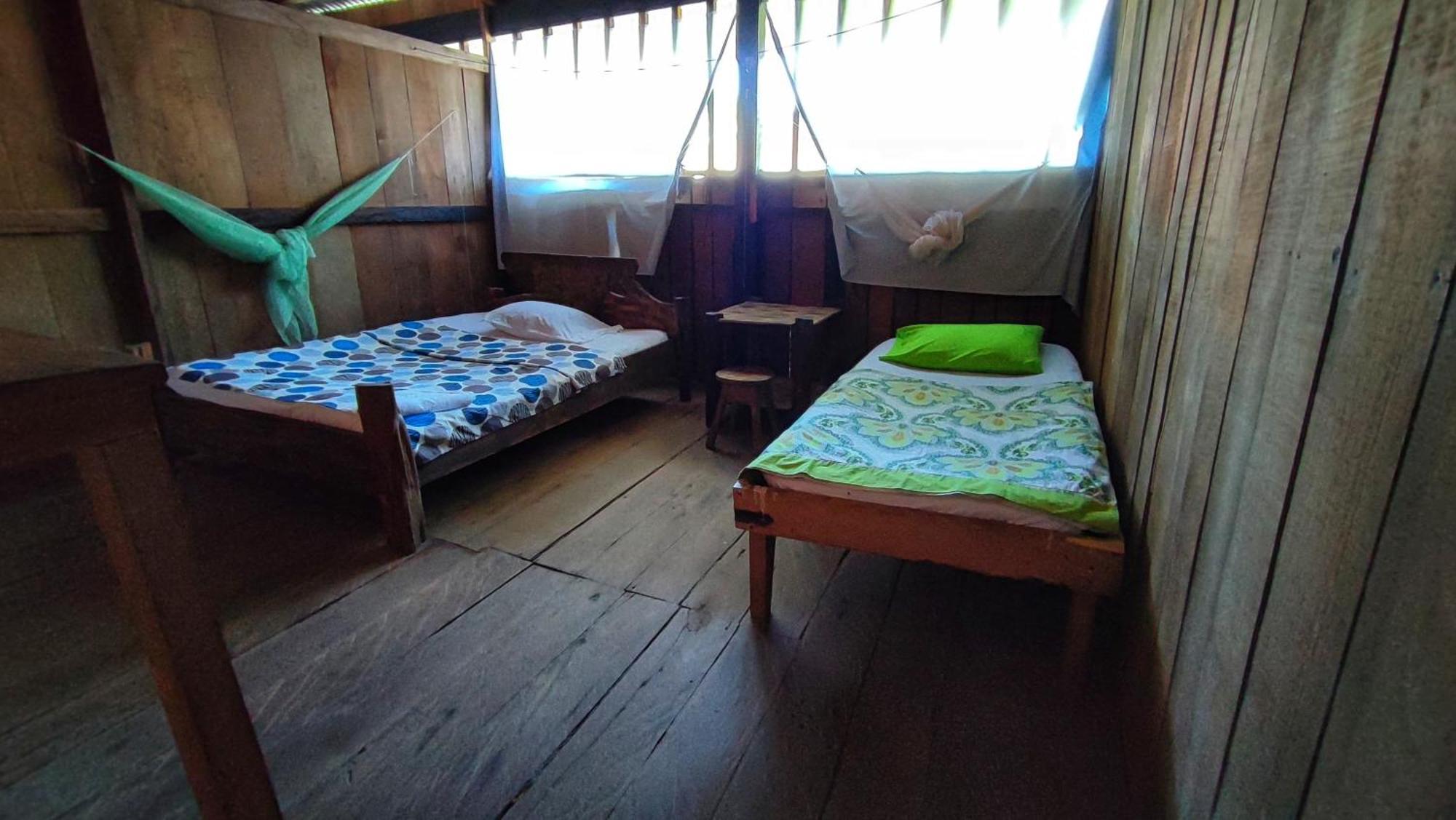 Hospedaje Y Tours Reina Arriera Amazonas Colombia Macedonia Exteriör bild